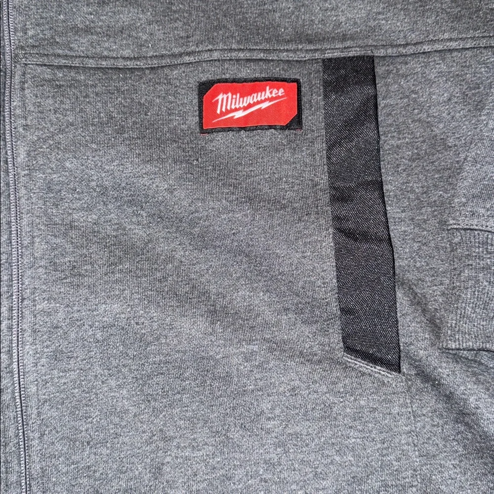 Milwaukee Grey Gridiron Full Zip Hoodie Size XL